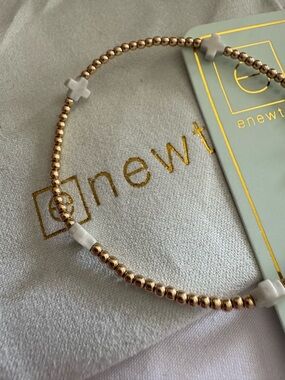 Enewt Gold Beaded Bracelet with White Cross Accents